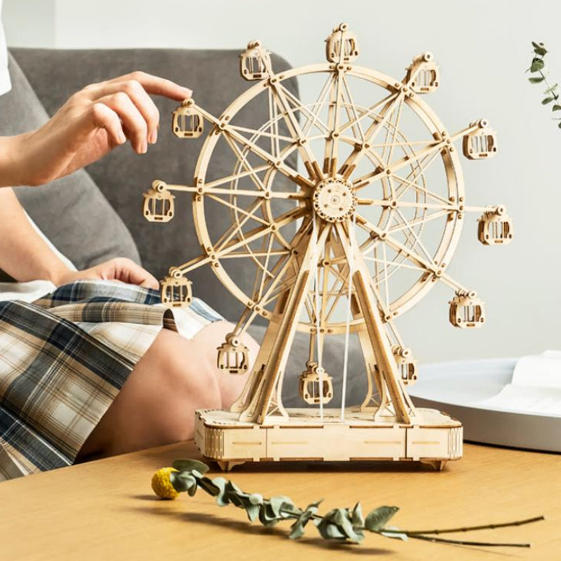 Kreatives dreidimensionales zusammengebautes Holzmodell
