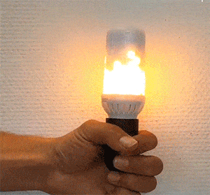 LED-Flammenlampe mit Schwerkraftsensor - hallohaus