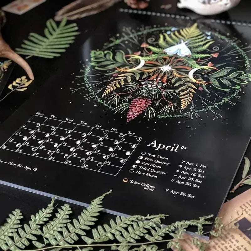 ✨✨Comdaliy — 2023/2024 Dunkler Wald Mondkalender